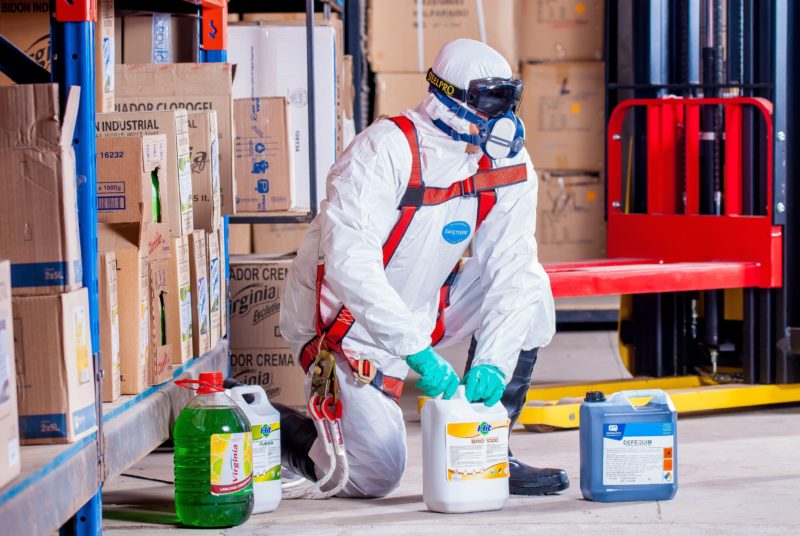 Siguranța lucrului cu substanțe periculoase, verificată de inspectorii de muncă - x-substante-1733820628.jpeg