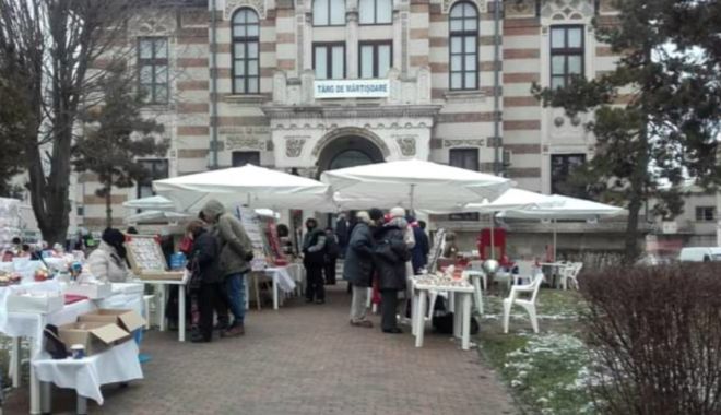 A început selecția participanților la Târgul de Mărţişoare de la Muzeul de Artă Populară Constanţa - x-targ-martisoare-1706537510.jpg
