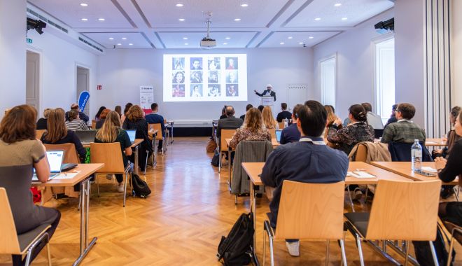 Universitari constănțeni, la conferința educațională internațională „Digital Marketing Day” de la Viena - x-universitari-constanteni-1698753744.jpg