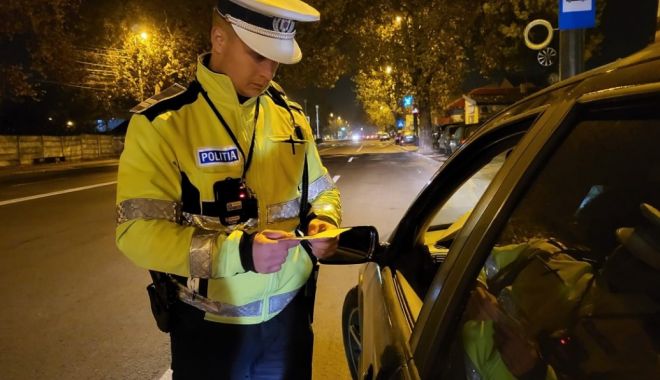 Urmărire cu focuri de armă la Constanţa! Doi tineri fără permis au condus pe rând, unul ignorând semnalul Poliţiei