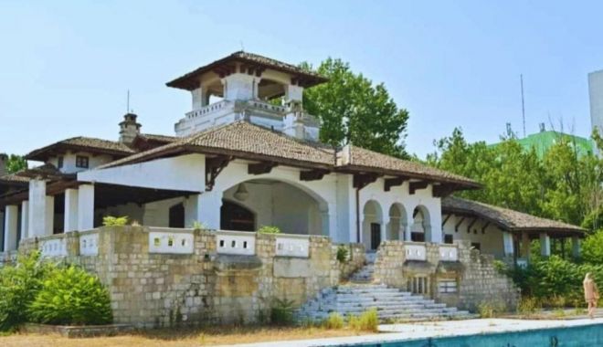 Deputatul Bogdan Huţucă susţine că Vila Reginei Maria din Mamaia va fi reabilitată - x-vila-reginei-1710080226.jpg