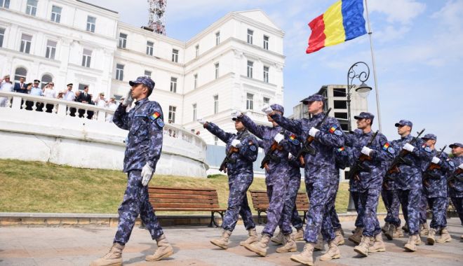 Ziua Armatei, sărbătorită de Forțele Navale Române, la Constanţa - x-ziua-armatei-1698147338.jpg