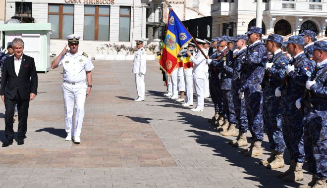Ziua Imnului Național, celebrată de marinari în Piața Ovidiu - x-ziua-imnului-cta-1690794686.jpg