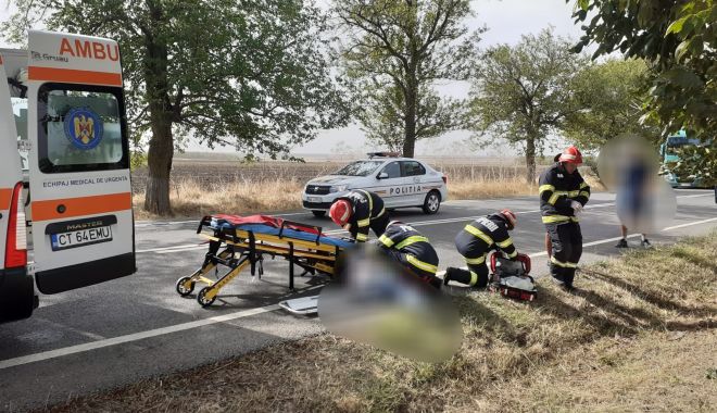 FOTO. ACCIDENT GRAV la Comana: o mașină s-a RĂSTURNAT în câmp, O VICTIMĂ inconștientă! - xaccidcomana2-1661326951.jfif