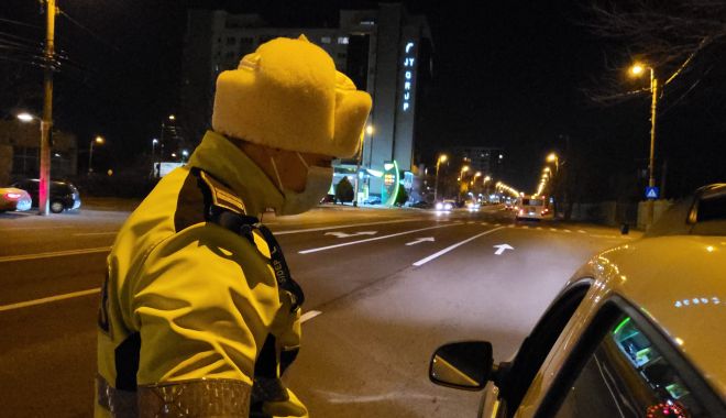 Polițiștii au ieșit pe străzi, în sudul județului Constanța: zeci de localnici verificați! - xactiunipolitisti2-1642257415.jpg