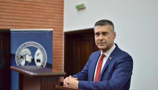 Ambasadorul Israelului, E.S. David Saranga, față-n față cu universitari constănțeni - xambasadoruniversitate-1651585443.jpg