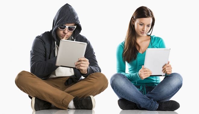 Atenţie ce scrieţi pe Facebook! Un bărbat din Năvodari s-a ales cu dosar penal, după o postare online - xatentiecescrieti-1653648345.jpg