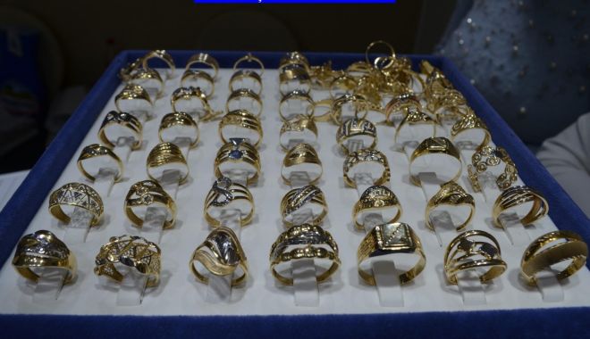 Bijuteriile și amaneturile, la control! Zeci de kilograme de aur, în „visteria” Poliției - xaurconfiscat2-1639663184.jpg