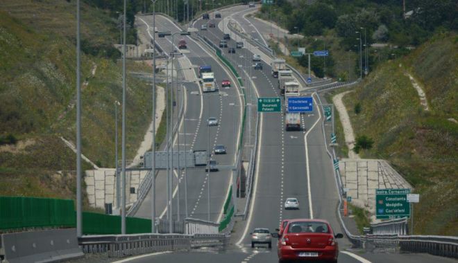CEAȚĂ DEASĂ pe Autostrada A2. Polițiștii recomandă REDUCEREA VITEZEI - xautostrada-1669453769.jpg