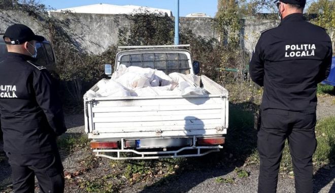 Autoutilitară confiscată de polițiștii locali. Şoferul, şi amendat, și fără mașină