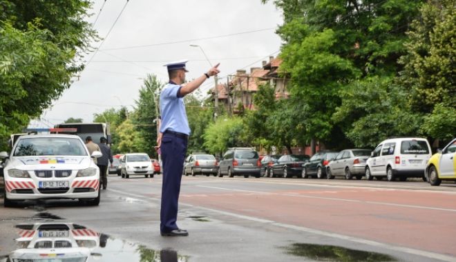 RAZII LA CONSTANŢA! Infracțiuni la regimul rutier, constatate de poliţiştii din Constanţa - xbetisifaraaaveapermis1657018602-1660650086.jpg