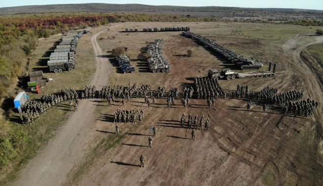 Peste 800 de militari români și americani se instruiesc în exercițiul „Mărășești 22.2” - xbrigadaexercitiu-1665655925.jpg