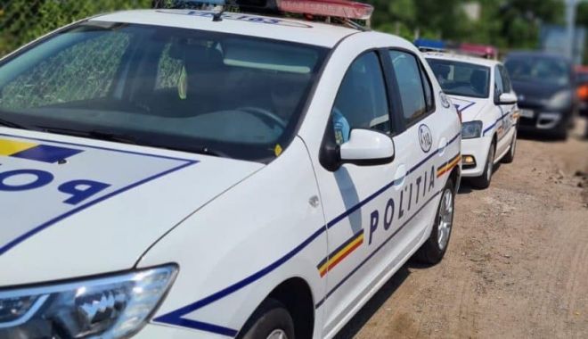 Parfumuri şi ochelari de soare, „de firmă”, vândute la Neptun. Afacerea, stricată de poliţişti