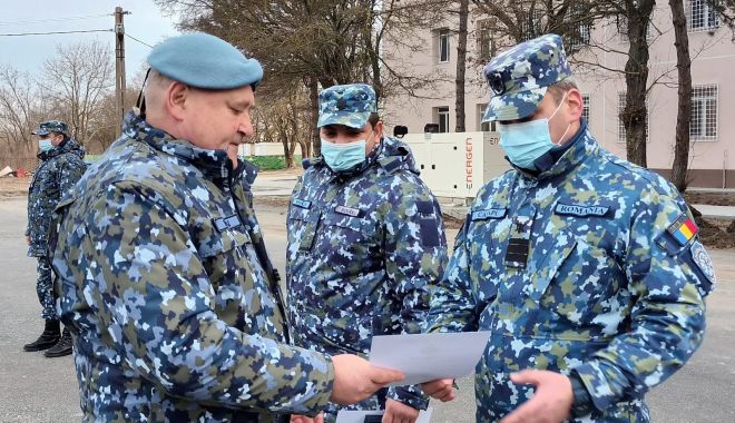 Ceremonie de trecere în rezervă și embleme de merit pentru militarii de la Capu Midia - xceremoniedetrecere-1643714918.jpg
