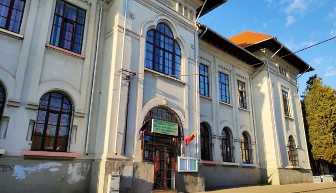 În Școala gimnazială nr. 11 vor fi create clase speciale pentru refugiații ucraineni - xclaserefugiati-1648999873.jpg