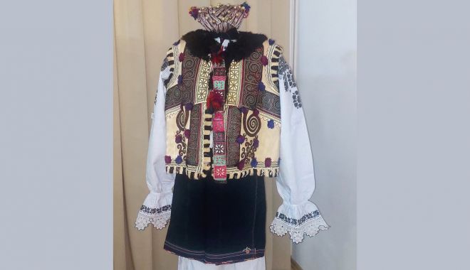 Portul croaţilor caraşoveni, expus la Muzeul de Artă Populară Constanța - xcolectie1692176559-1692183954.jpg