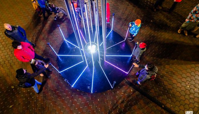 Festivalul de lumină LIGHTS ON ajunge la Constanța
