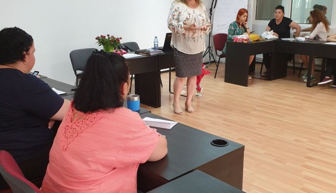 Peste 13.000 de persoane au urmat cursuri de formare profesională în anul 2022 - xformare-1663672863.jpg