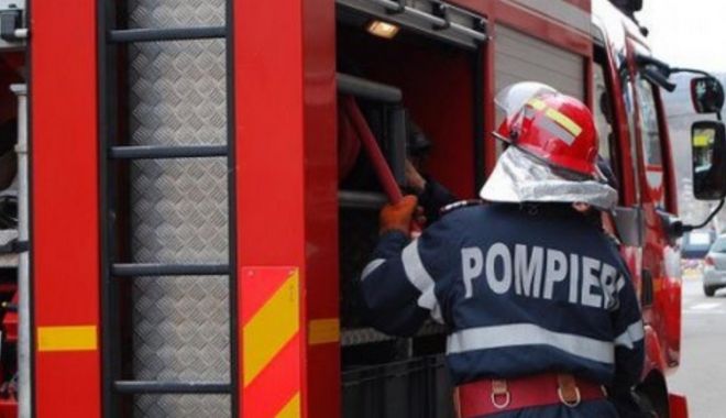 INCENDIU pe stadionul din Ovidiu, în miez de noapte - xincendiustadion2-1658388530.jpg