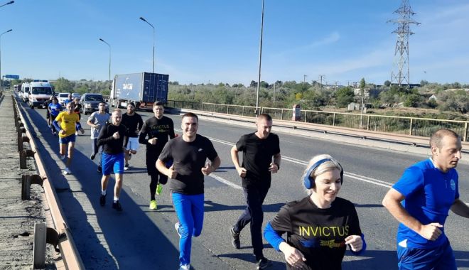 Militarii de la Capu Midia aleargă la Ștafeta Veteranilor „Invictus” - xinvictus2-1665386715.jpg