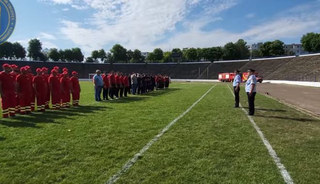 Concurs între serviciile private de pompieri, pe stadionul din Medgidia - xisuconcursuri1-1656323662.jpg