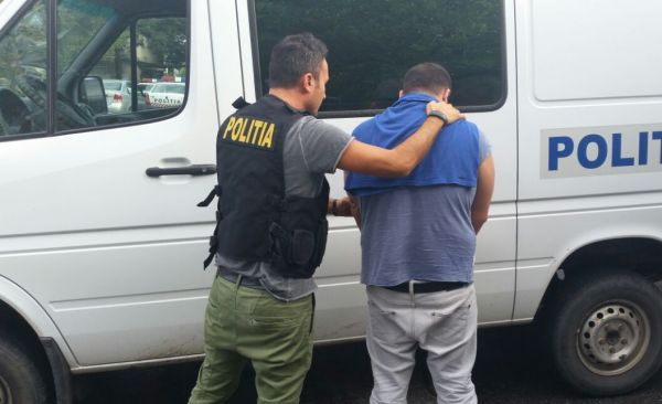 Bărbat din Medgidia, căutat pentru spargeri date în Belgia. A ajuns în arestul Poliției! - xmandat-1632481956.jpg