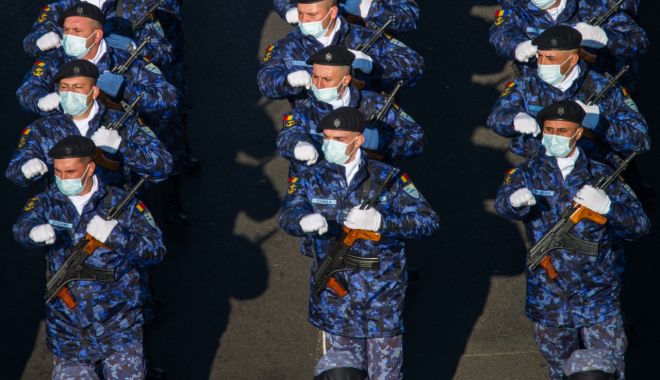 Marinarii militari, la festivităţile de Ziua Naţională a României - xmarinariimilitari-1638192461.jpg