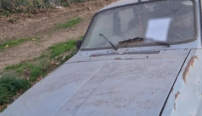 Zeci de vehicule fără stăpân sau abandonate, strânse de pe străzi - xmasini-1672141021.jpg