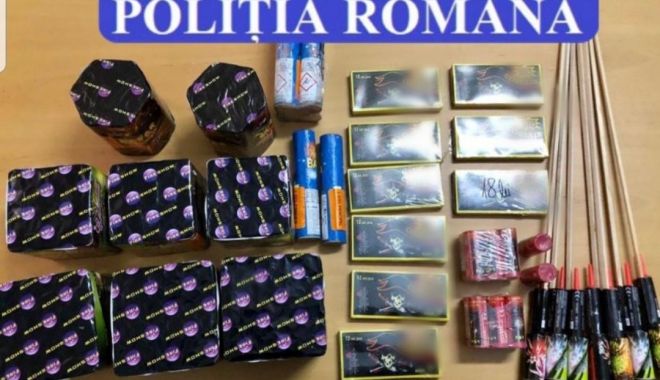 Peste 100 de kilograme de materiale pirotehnice, găsite într-o locuință din Lazu - xmaterialepirotehnice2-1672056174.jpg