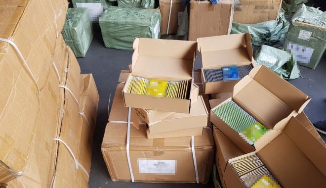 Containere cu articole electronice, aduse din China, confiscate de Garda de Coastă - xpachetegarda-1634120213.jpg