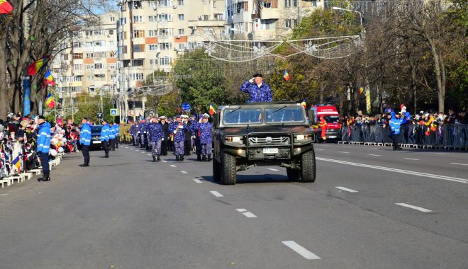 PARADĂ MILITARĂ, de 1 Decembrie, la Constanţa. Restricţii de parcare şi de circulaţie pe bulevardul Lăpuşneanu - xparada-1637934884.jpg
