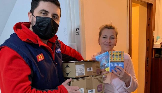 Pentru o zi, poștașii s-au transformat în curierii culturii - xpostasi22-1644949583.jpg