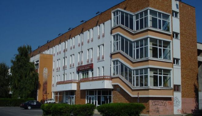 Noi premii pentru elevii Colegiului Național de Arte „Regina Maria” - xpremii-1671001669.jpg
