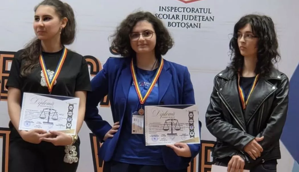 Foto - O elevă din Constanța a strălucit la concursul „Be Legal! Be Cool!”