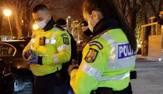 Razie în Mangalia: sute de localnici și mașini, verificate de Poliție - xraziemangalia-1640009161.jpg