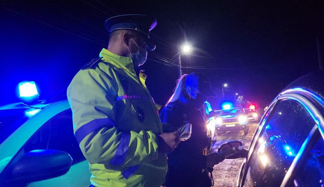 Razie de amploare în Năvodari: polițiștii au verificat mașini și restaurante! - xrazienavodari1-1645701737.jpg