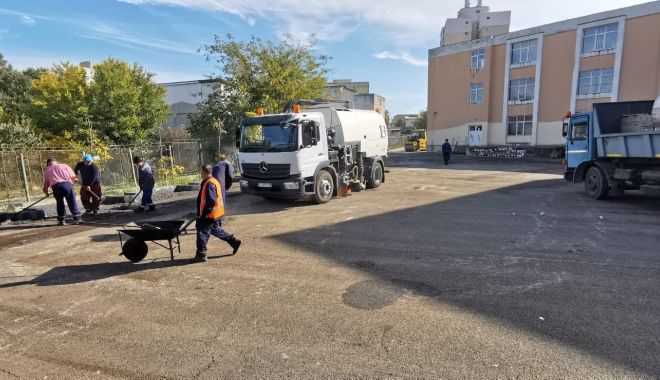 Se reabilitează spațiile exterioare ale altor două licee constănțene - xreabilitare-1666614536.jpg