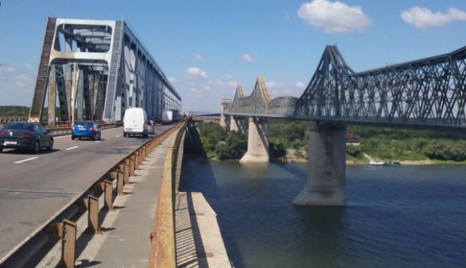 Şoferi, atenţie! Restricţii de circulaţie până în aprilie, pe Podul Cernavodă - xrestrictiicirculatie-1676898144.jpg