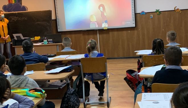 La Școala din Poarta Albă, prin joc se predă ”Prevenirea, recunoașterea și gestionarea bullyingului” - xscoalapoartaalba-1674649381.jpg