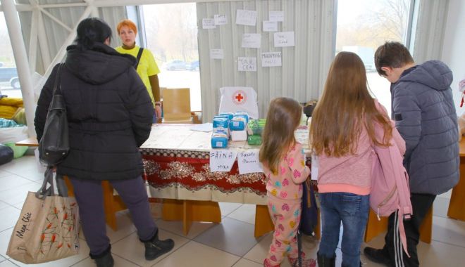 Sprijin pentru refugiaţii ucraineni. Este nevoie mare de alimente, produse de igienă şi produse pentru copii - xsprijin-1647872715.jpg