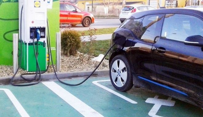 Primăria Constanța a încheiat contractul pentru 18 stații de reîncărcare pentru mașini electrice - xstatiiincarcareelectrice2-1667732589.jpg