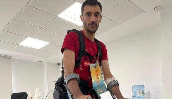 De Crăciun, fii mai bun! Orice ajutor e binevenit, pentru ca Valentin Andrei să poată merge din nou! - xvalentinandreiapelumanitar-1671192021.jpg