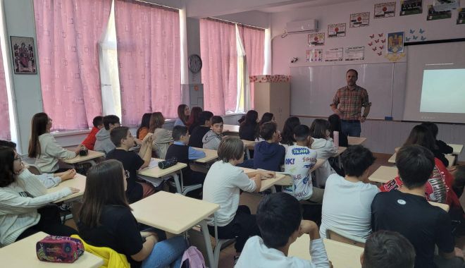 SFATURI pentru prevenirea abuzului și violenței, în școlile din Mangalia, Costinești și Constanța - xviolentaliceumangalia-1668597159.jpg