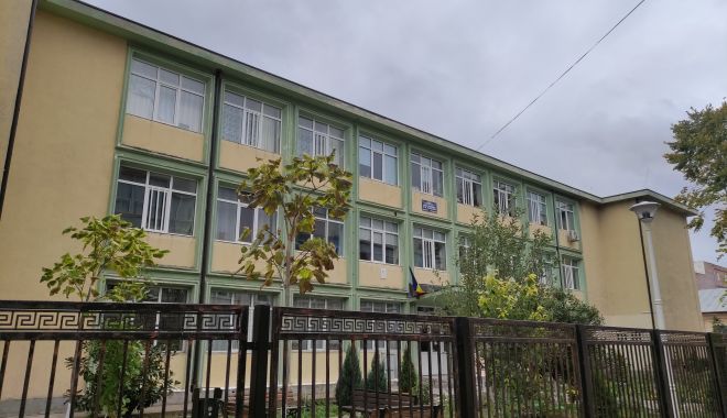 Vizualizarea lucrărilor de la Bacalaureat va avea loc la Școala nr. 28 „Dan Barbilian”