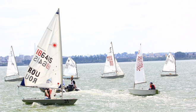 Regata Marilor Veliere se întoarce în Constanța - yachting-1471000342.jpg