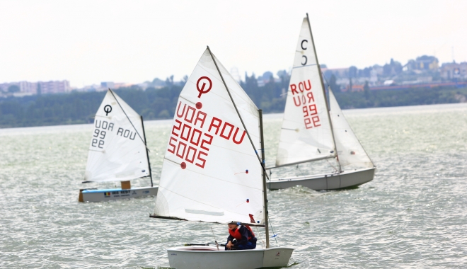 Velierii români, medaliați în competițiile week-end-ului - yachting3-1498633511.jpg