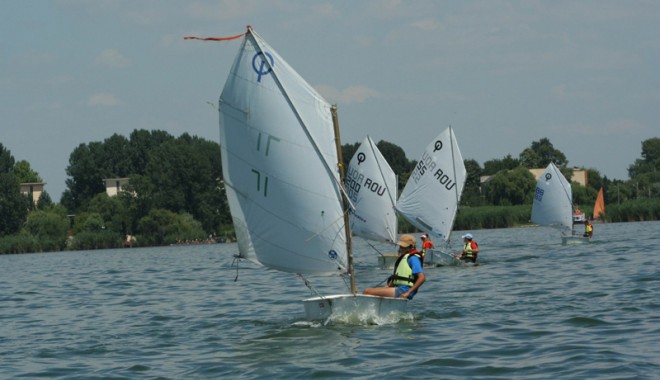 CS Mangalia a înființat secția de yachting - yachtingsc58-1330713251.jpg