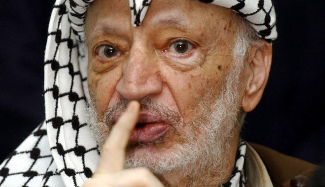 Yasser Arafat a fost otrăvit? Legiștii i-au găsit în corp cantități mari de poloniu - yaserarrafat-1384095992.jpg