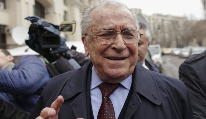 Ion Iliescu s-a vaccinat: 