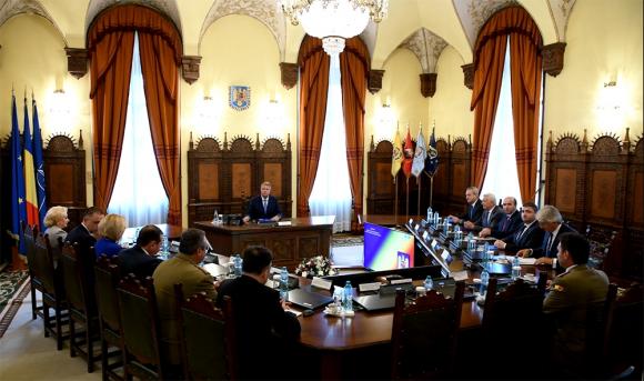Un român de 64 de ani, căutat în Anglia după ce a jefuit o bancă într-un mod inedit - ymqwzjfizdg5zthjmjg2nda5zdq5mzjk-1544603111.jpg